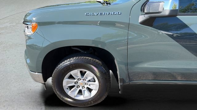 Used 2025 Chevrolet Silverado 1500 LT AWD/4WD image 35