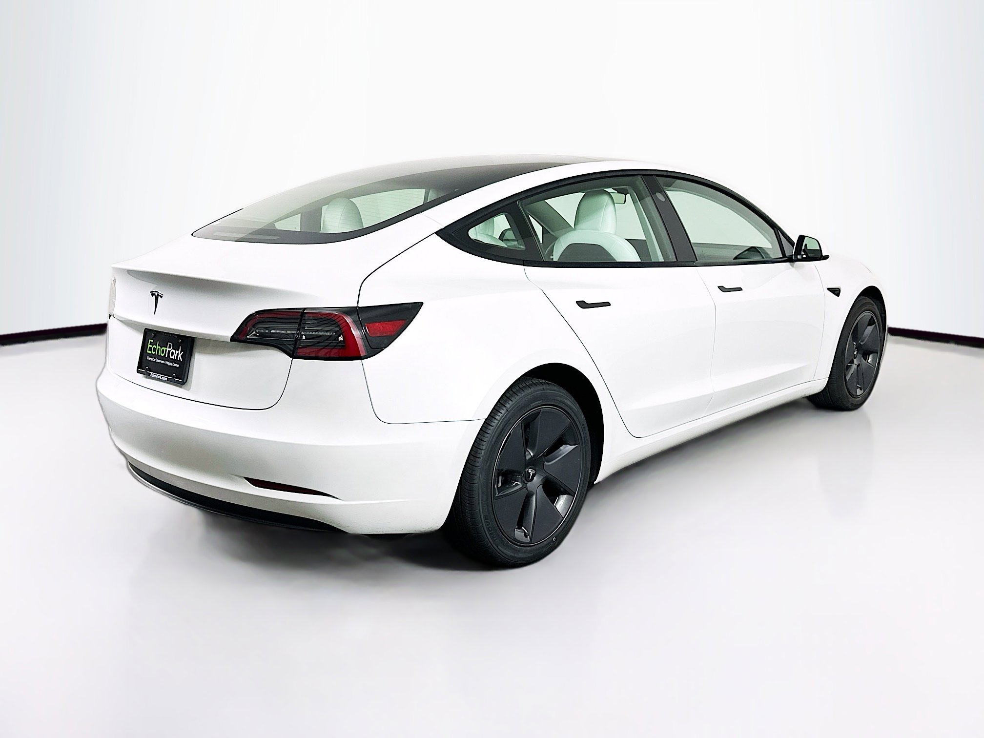 Used 2023 Tesla Model 3 Standard Range RWD image 9