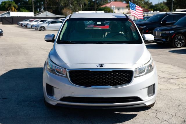 Used 2018 Kia Sedona L image 21