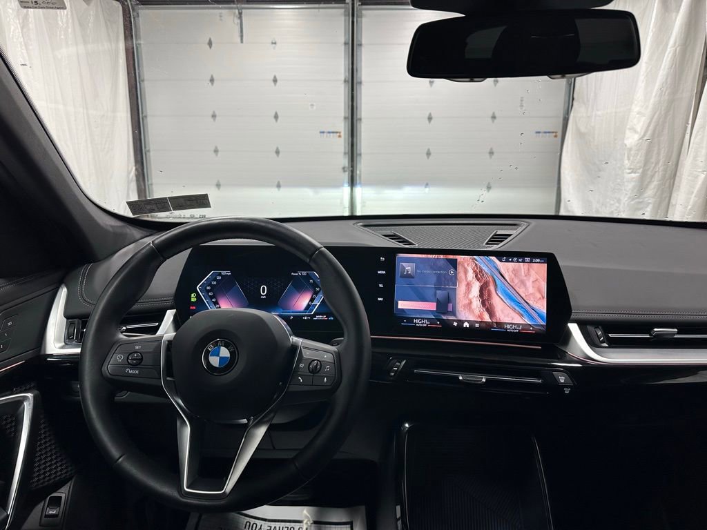 Used 2025 BMW X1 xDrive28i image 16