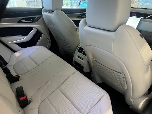 New 2024 Jaguar XF R-Dynamic SE image 27