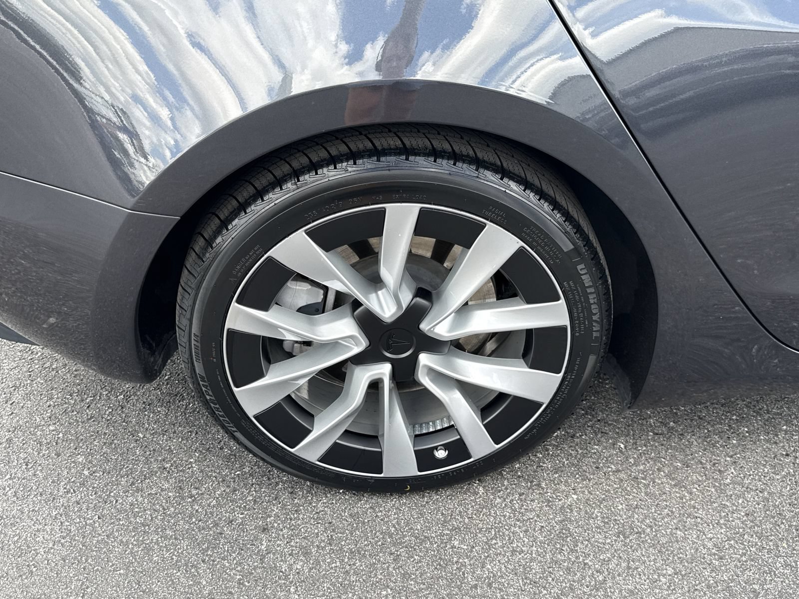 Used 2024 Tesla Model 3 Long Range AWD/4WD image 37