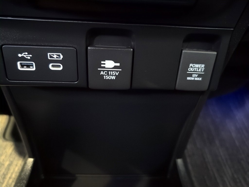 Used 2025 Honda Odyssey Elite image 27