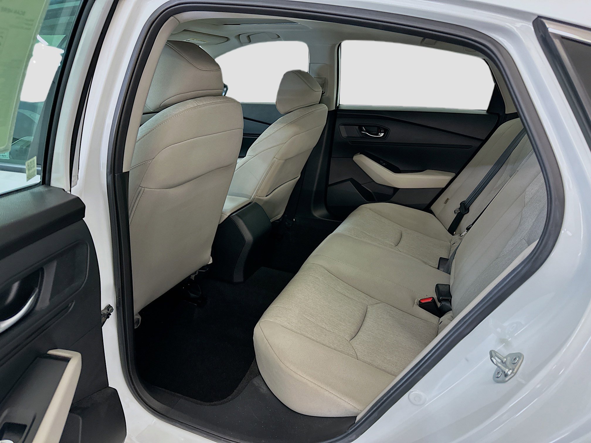Used 2024 Honda Accord EX image 29