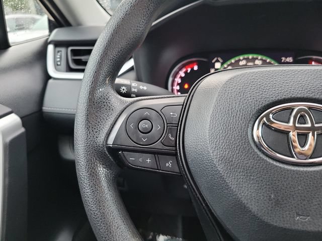 Used 2024 Toyota RAV4 LE FWD image 15