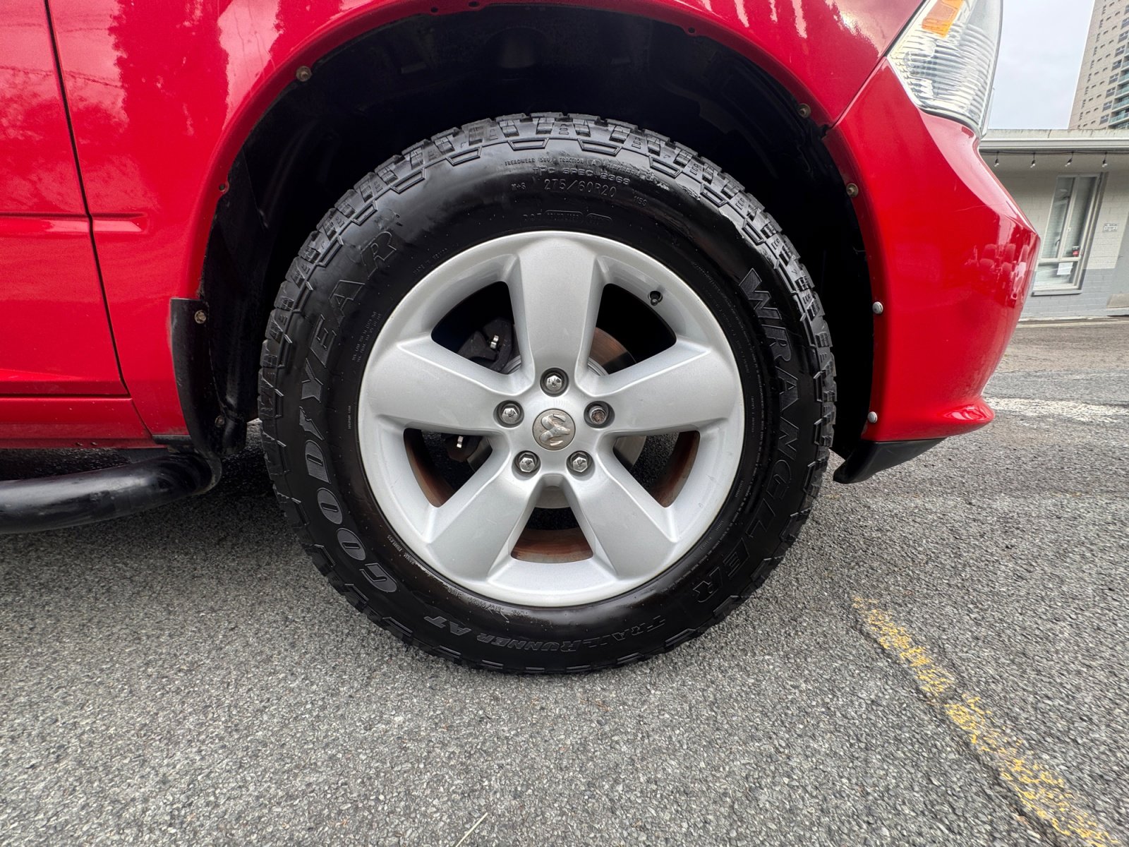 Used 2014 RAM 1500 Express image 19