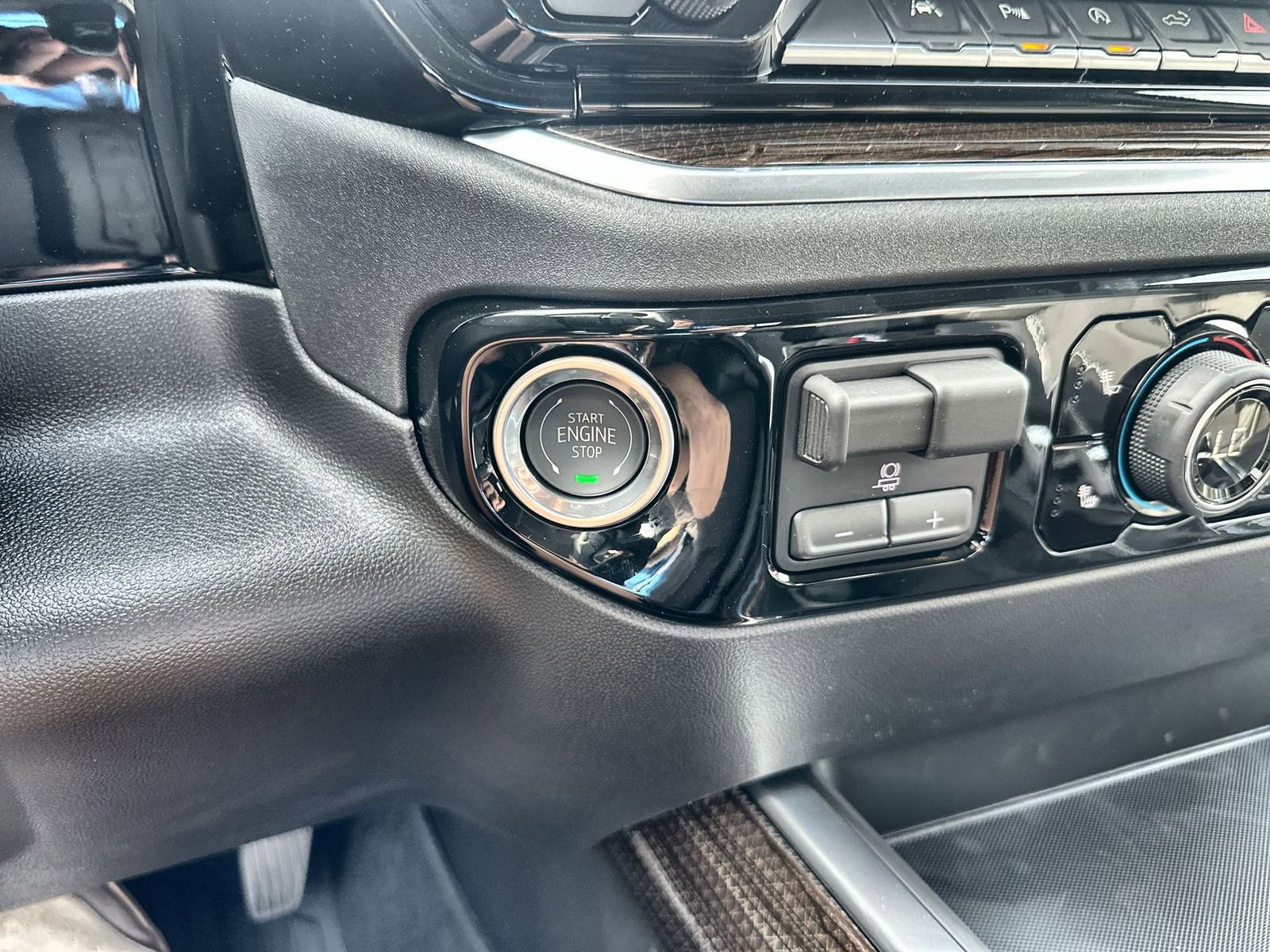 New 2026 Chevrolet Silverado 1500 LT Trail Boss w/ LT Trail Boss Premium Package image 16