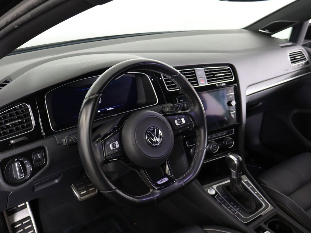 Used 2018 Volkswagen Golf R 4-Door image 26