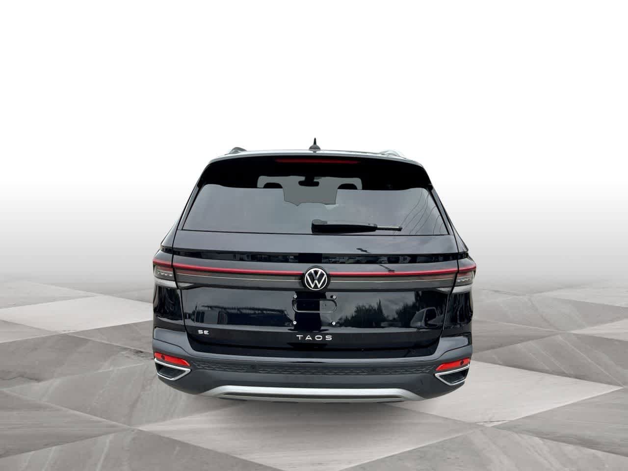 Used 2025 Volkswagen Taos SE FWD image 7