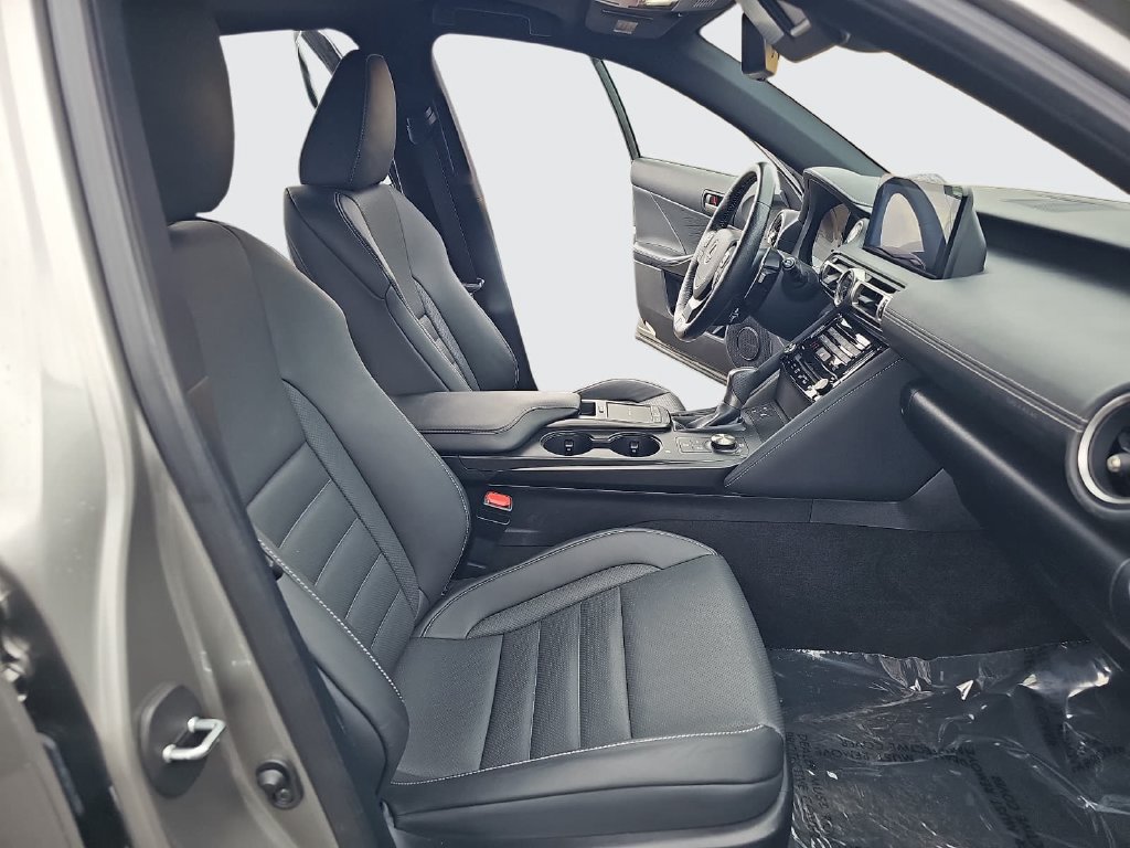Used 2021 Lexus IS 350 F Sport w/ Navigation Package RWD image 11
