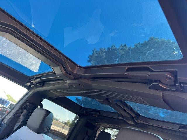 New 2025 GMC Hummer EV 2X AWD/4WD image 28