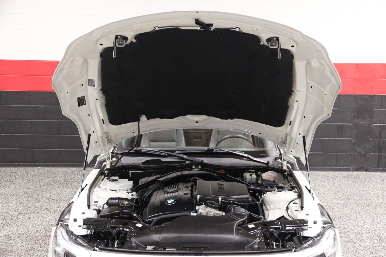 Used 2014 BMW Z4 sDrive35i image 15