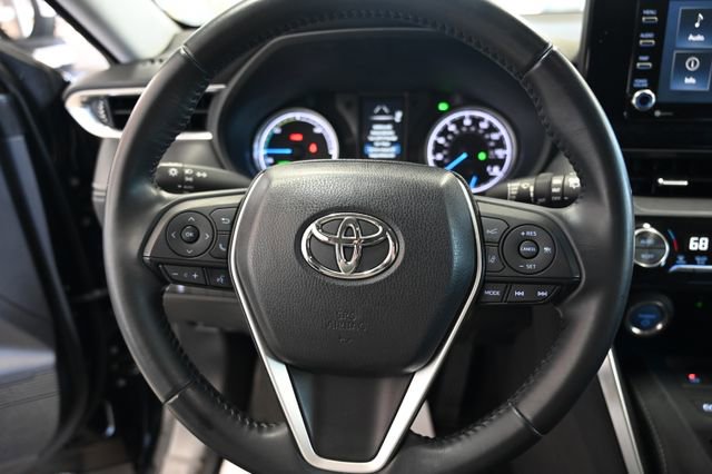 Used 2022 Toyota Venza LE AWD/4WD image 23