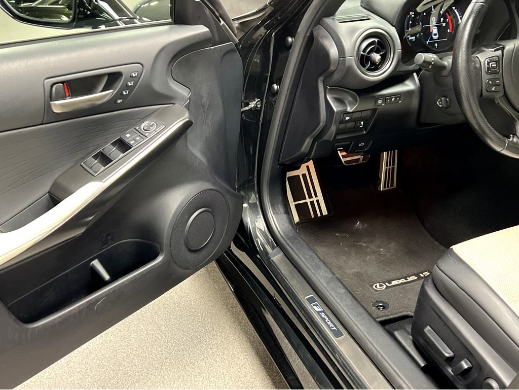 Certified 2024 Lexus IS 350 F Sport w/ Memory Package AWD/4WD image 8