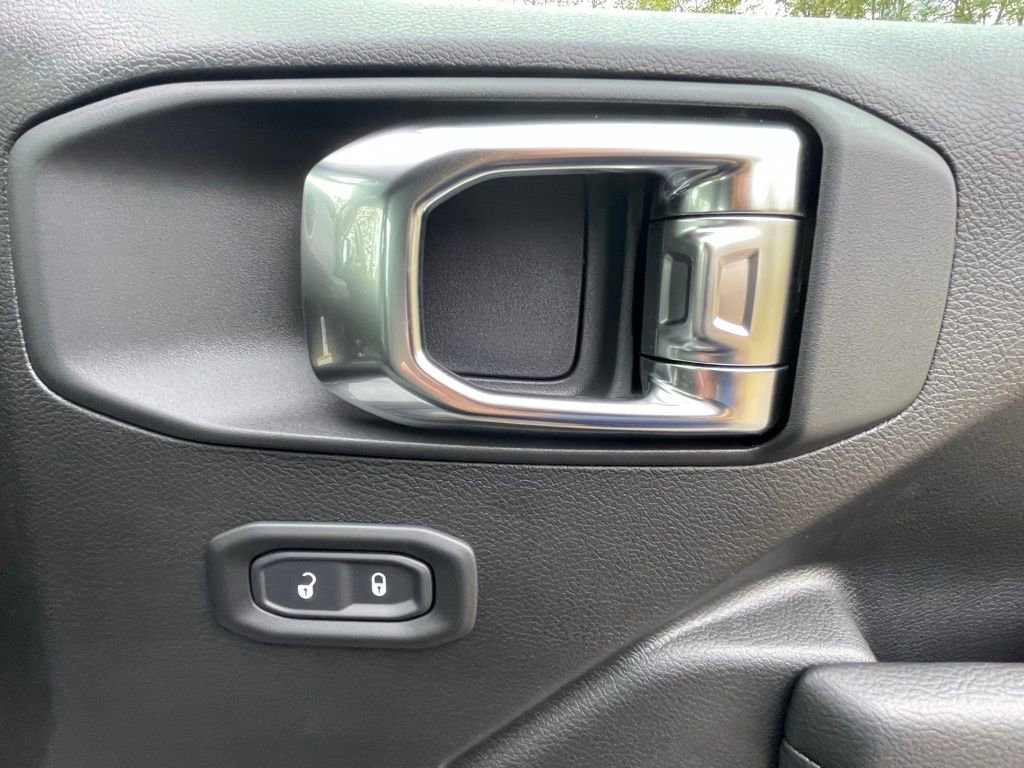 New 2025 Jeep Gladiator Sport AWD/4WD image 15