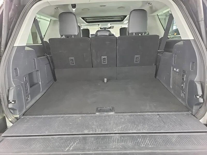 Used 2025 Ford Expedition Max Platinum AWD/4WD image 14