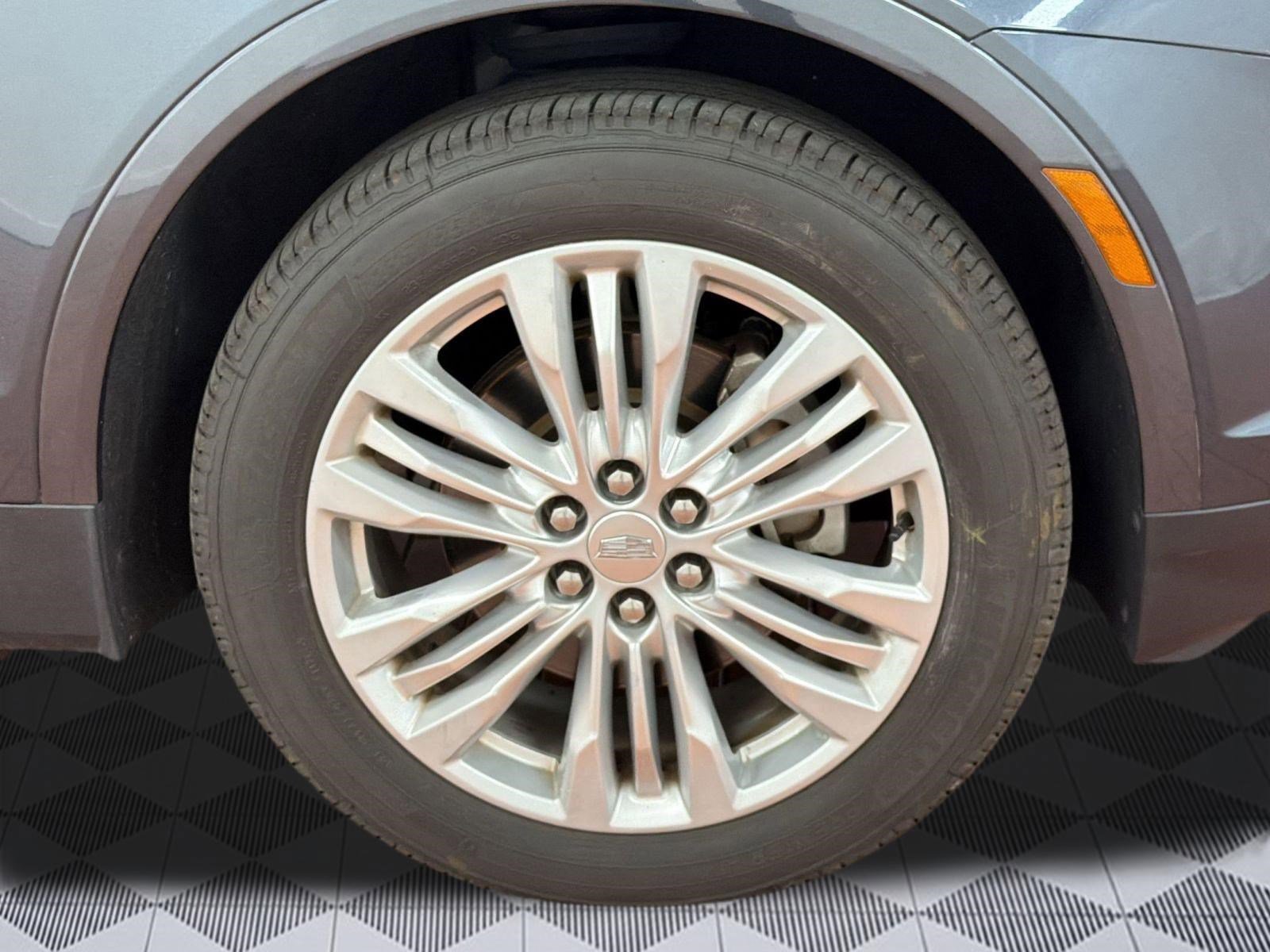 Used 2019 Cadillac XT5 Premium Luxury image 10