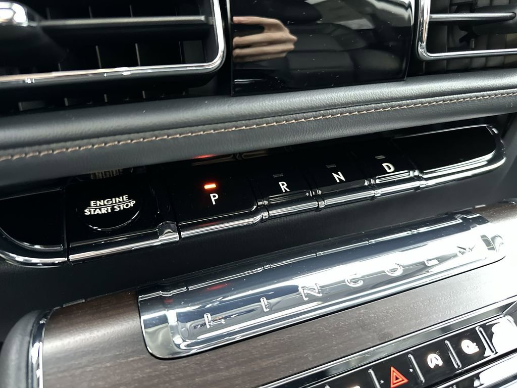 New 2025 Lincoln Aviator Reserve w/ Equipment Group 201A image 20