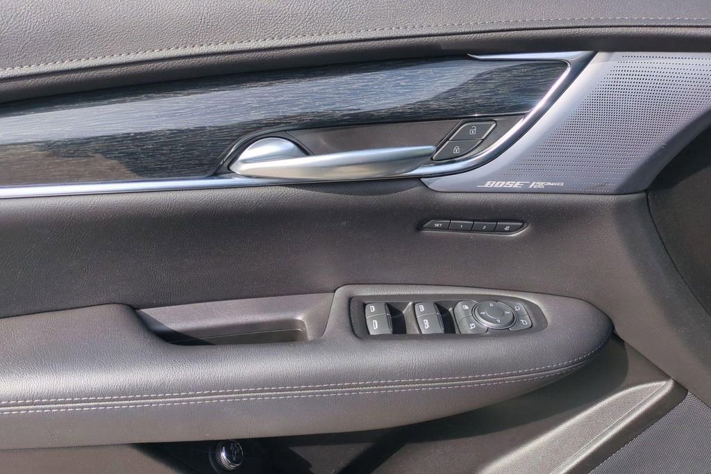 Certified 2023 Cadillac XT5 Premium Luxury FWD image 25