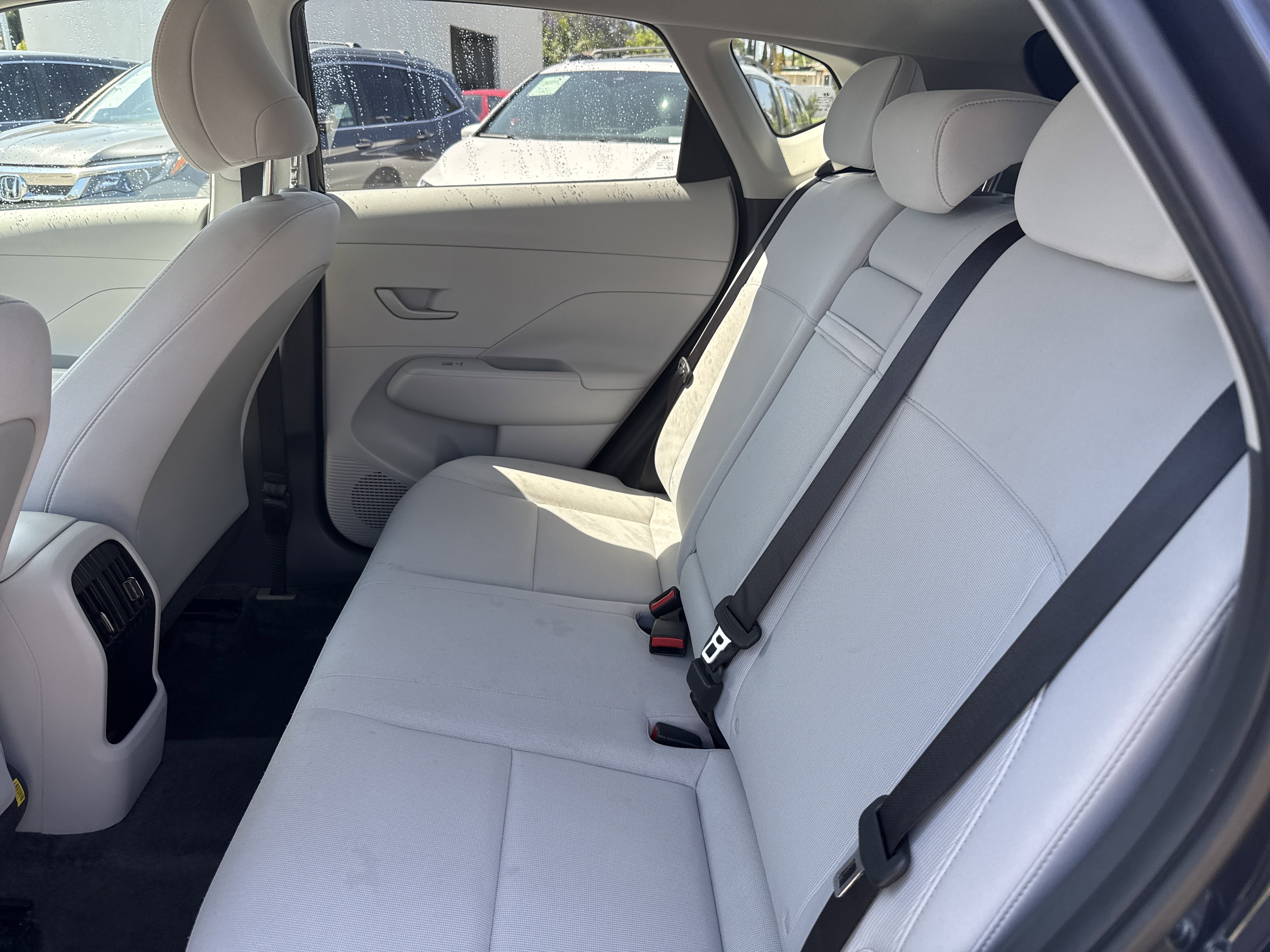 Used 2025 Hyundai Kona SEL FWD image 14