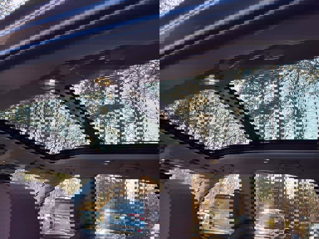 Certified 2026 Acura RDX w/Advance Package image 22