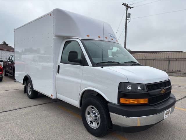 New 2024 Chevrolet Express 3500 w/ Power Convenience Package