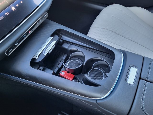 New 2025 Mercedes-Benz E 350 4MATIC Sedan image 21