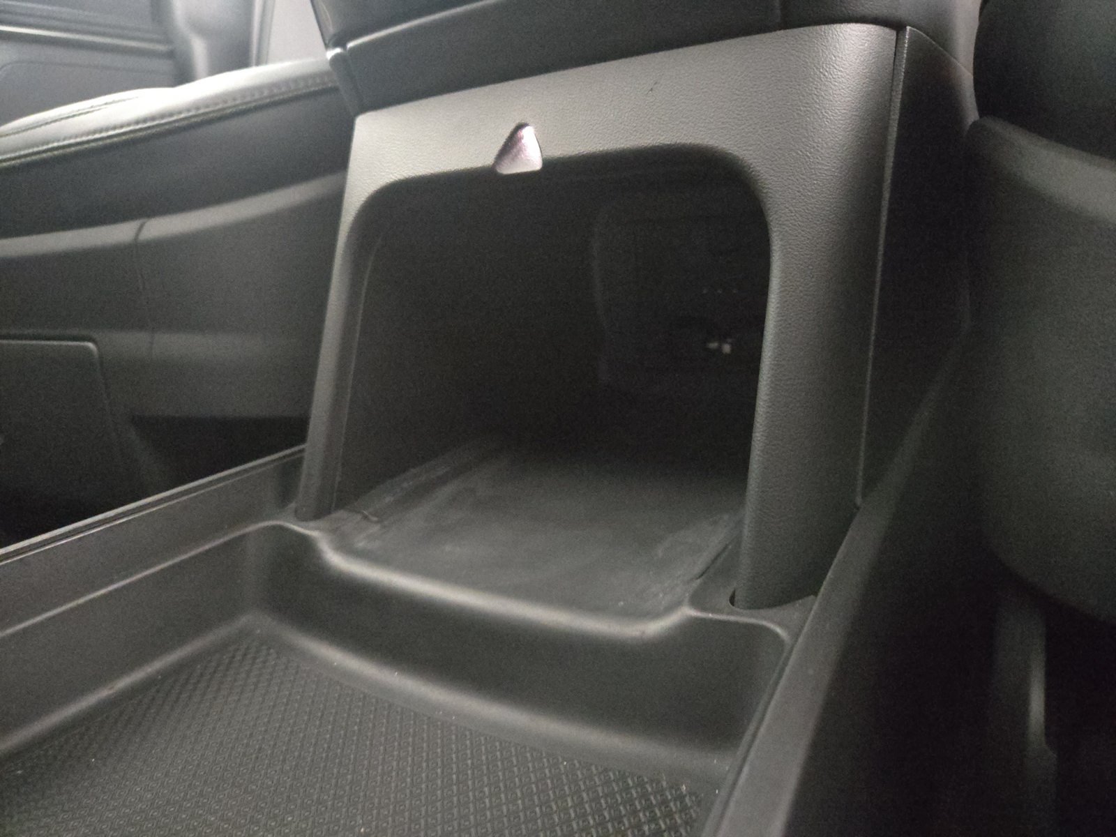 Used 2022 Rivian R1S Launch Edition Quad AWD/4WD image 33