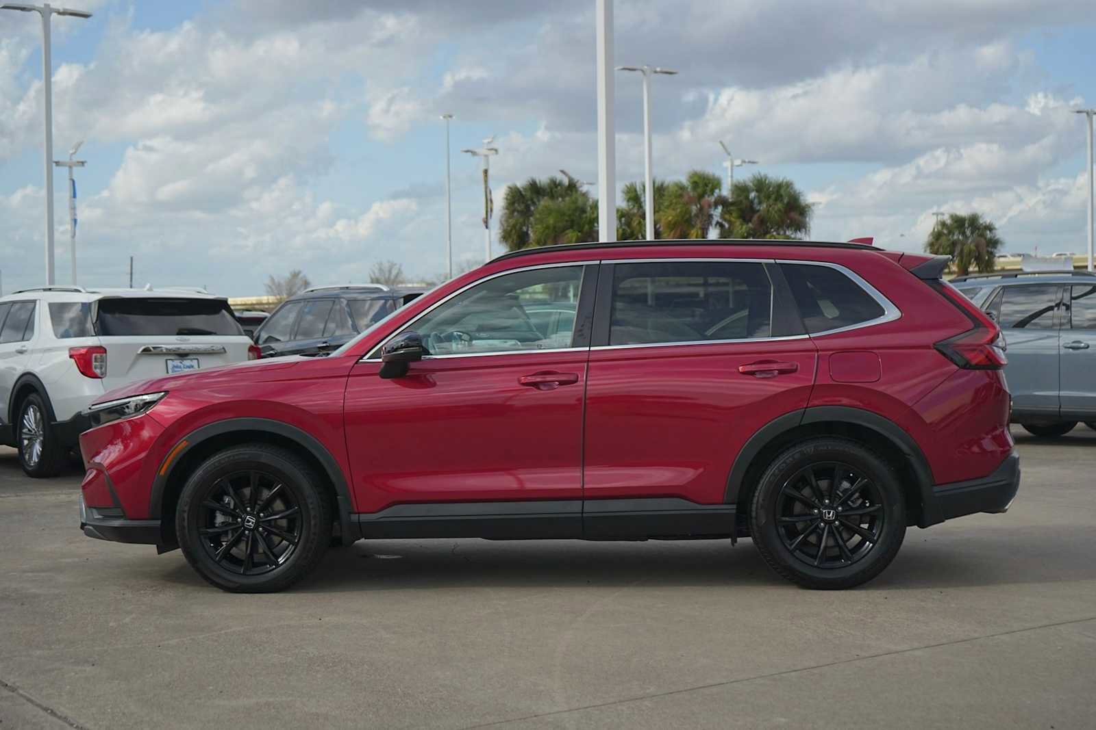 Used 2023 Honda CR-V Sport image 3