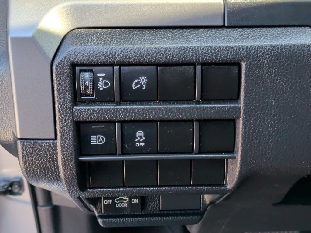 Used 2024 Toyota Tacoma SR5 RWD image 15