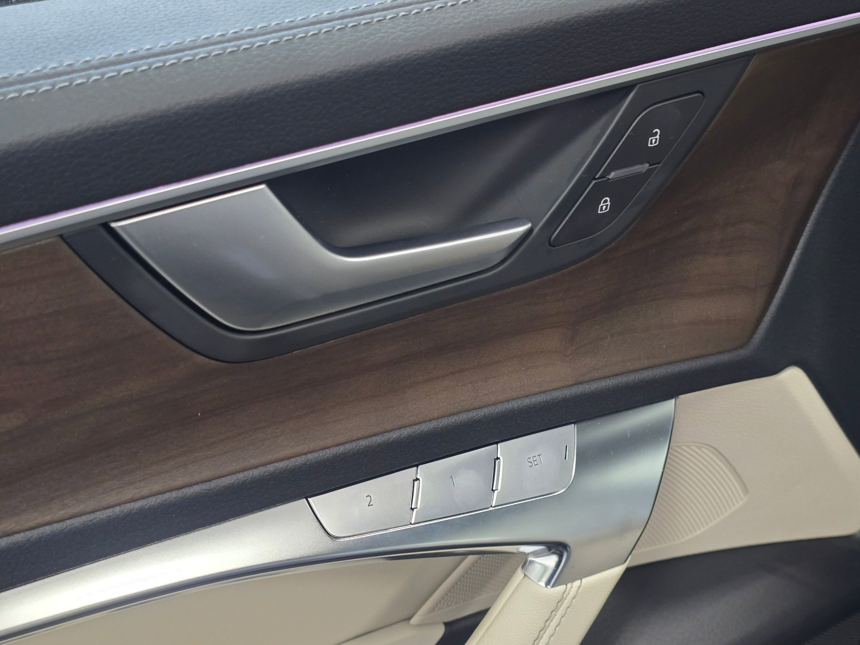 Certified 2025 Audi A6 Premium Plus w/ Premium Plus Package image 36