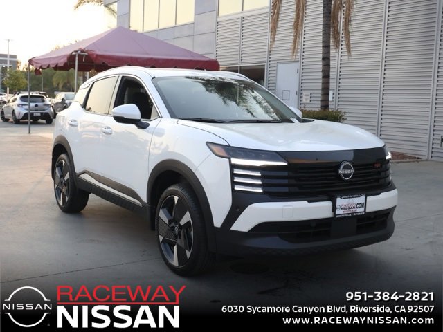 New 2025 Nissan Kicks SR