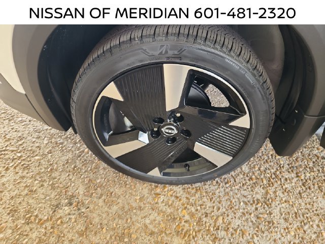 New 2026 Nissan Kicks SR w/ Cold Weather Package FWD image 21