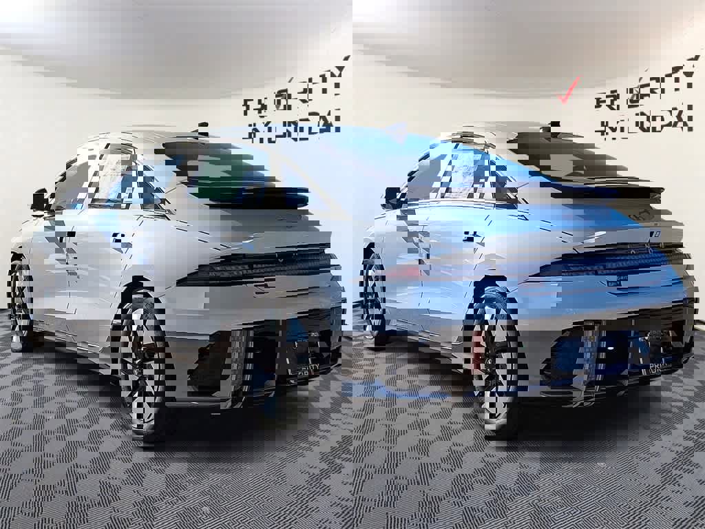 New 2025 Hyundai Ioniq 6 SE image 6