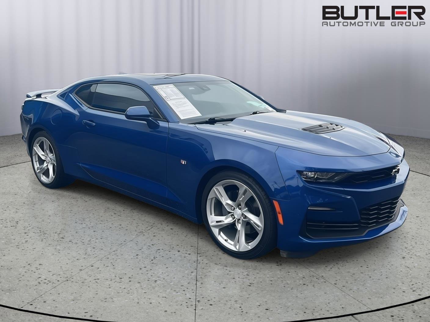 Used 2020 Chevrolet Camaro SS RWD image 8