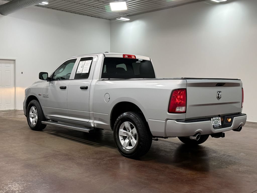 Used 2017 RAM 1500 Express RWD image 29