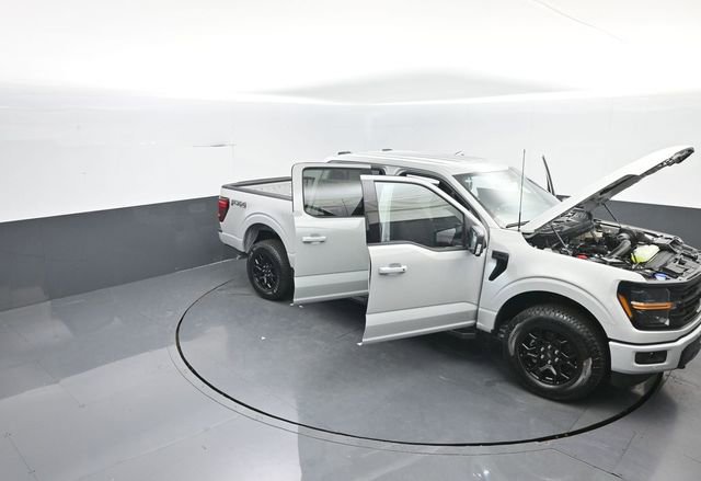 New 2026 Ford F150 XLT w/ Equipment Group 302A MID image 33