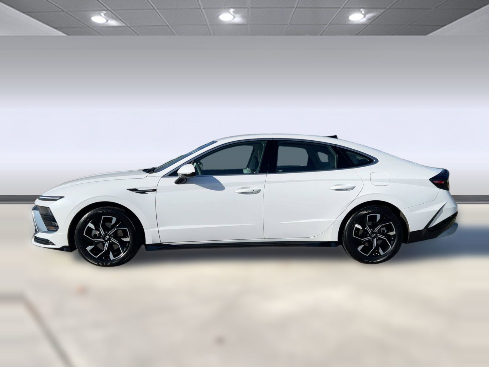 Used 2025 Hyundai Sonata SEL image 2