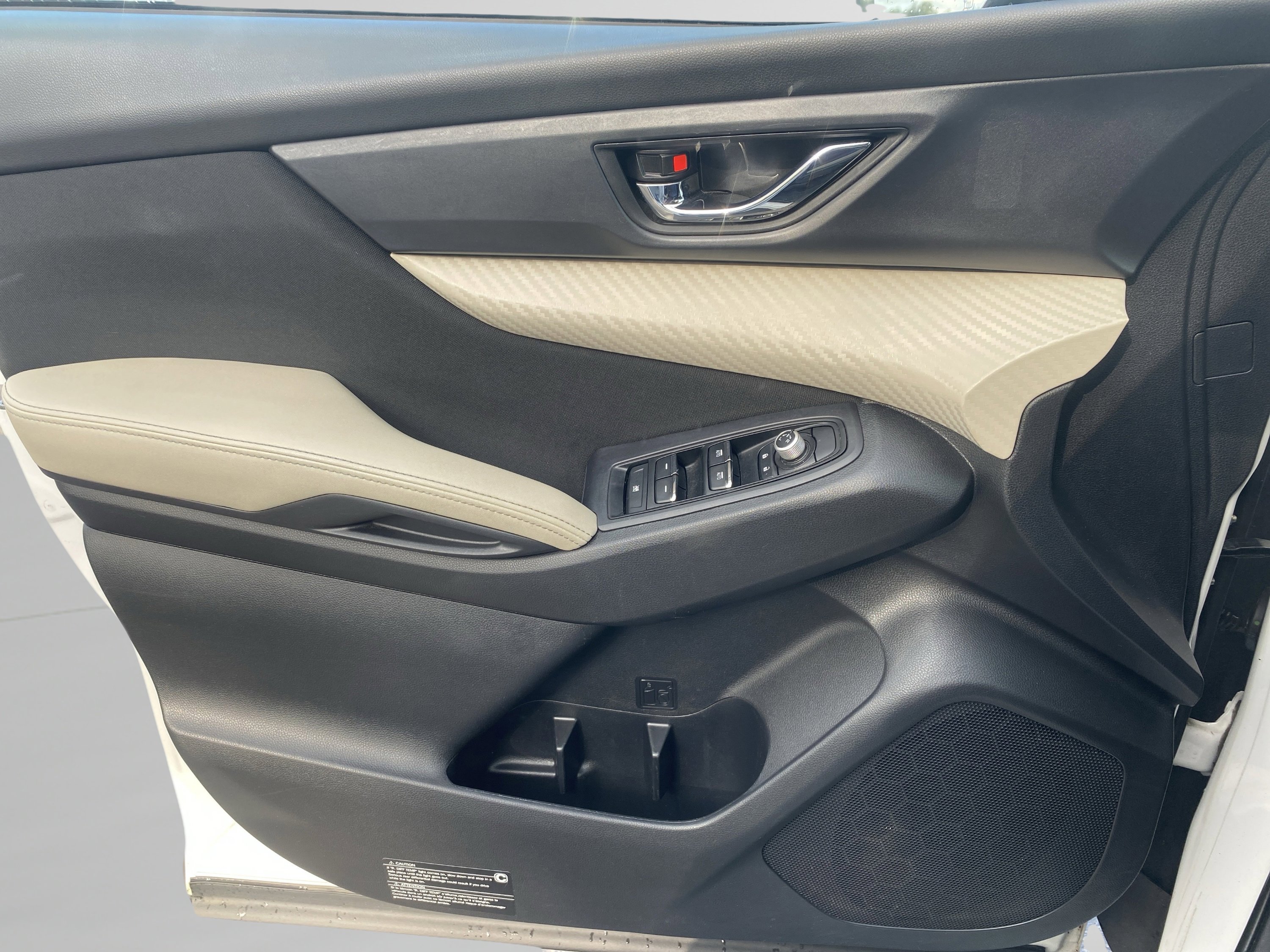 Used 2022 Subaru Ascent Premium w/ Convenience Package image 13