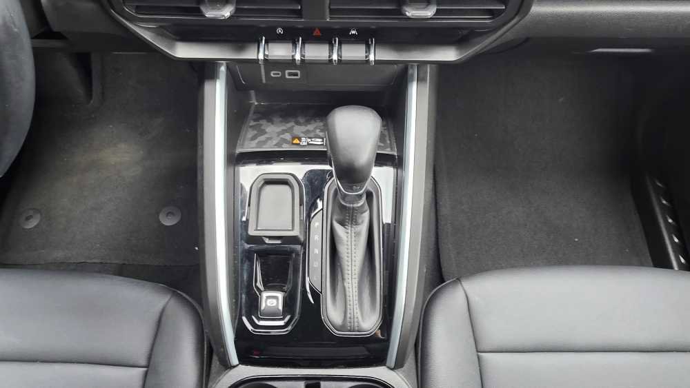 Used 2024 Chevrolet Colorado LT w/ LT Convenience Package III RWD image 15