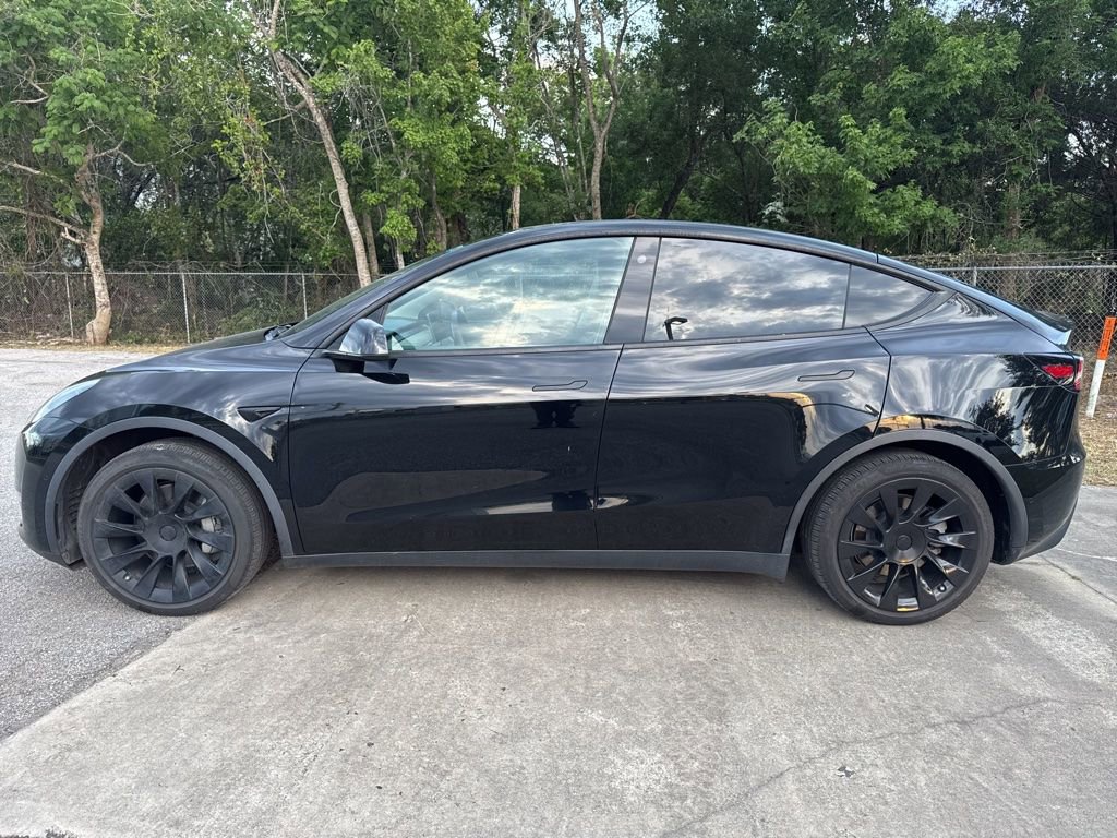 Used 2021 Tesla Model Y Long Range AWD/4WD image 14