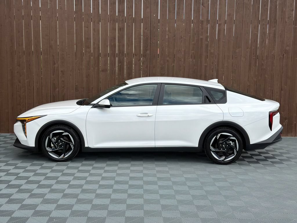 Used 2025 Kia K4 EX FWD image 13