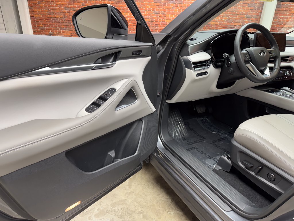 Used 2026 INFINITI QX60 Luxe w/ Cargo Package AWD/4WD image 10
