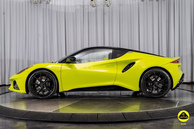 New 2025 Lotus Emira image 7