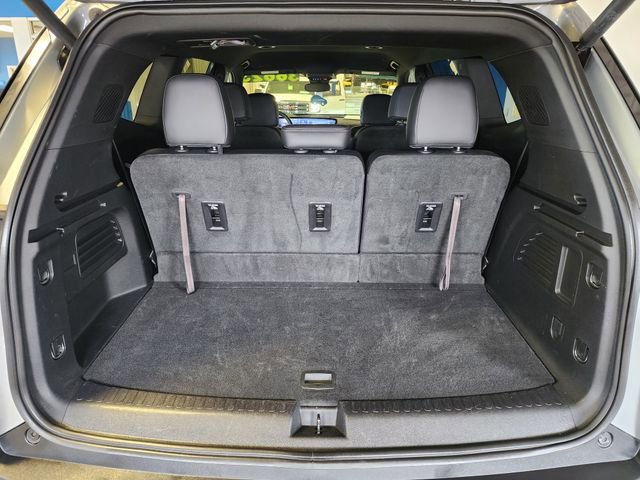 Certified 2025 Buick Enclave Preferred FWD image 16