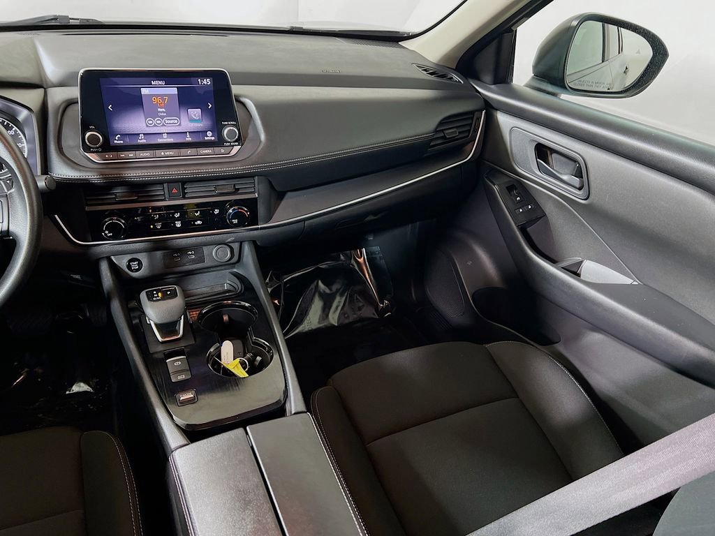 Used 2024 Nissan Rogue S image 20