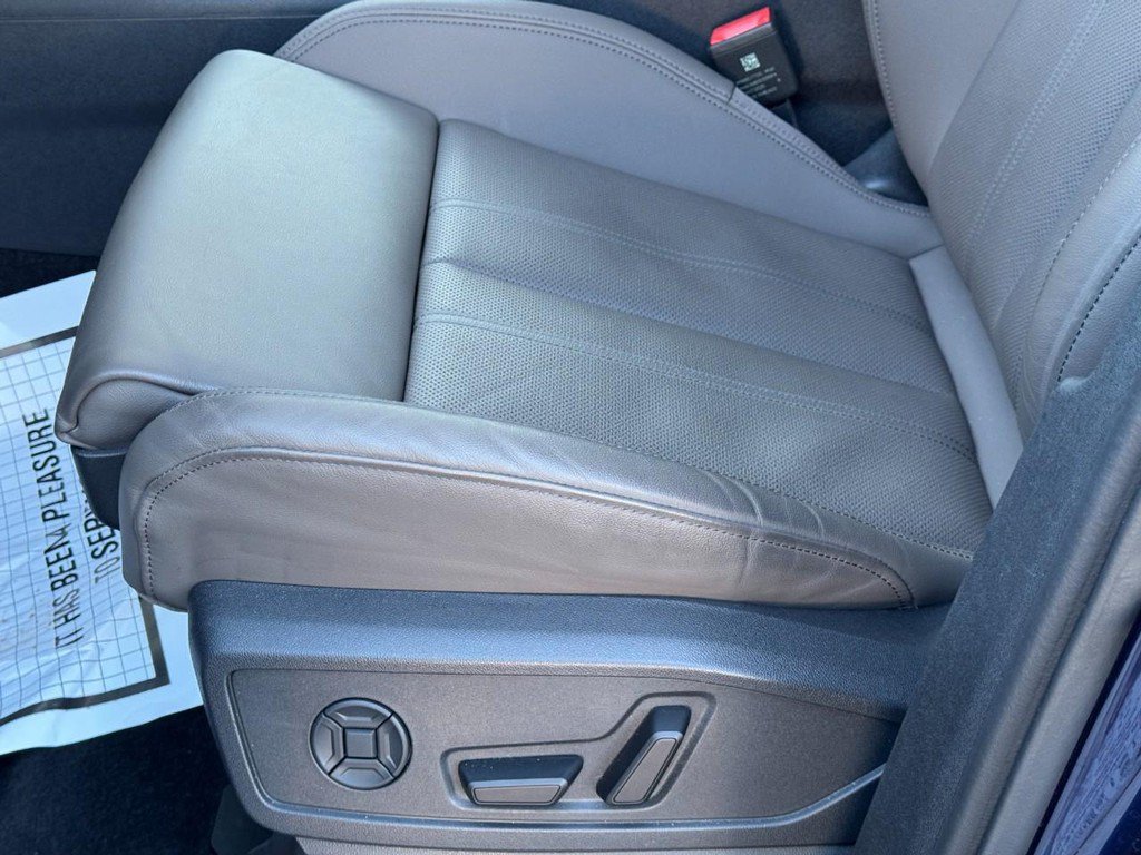 Used 2025 Audi Q5 Premium Plus AWD/4WD image 17