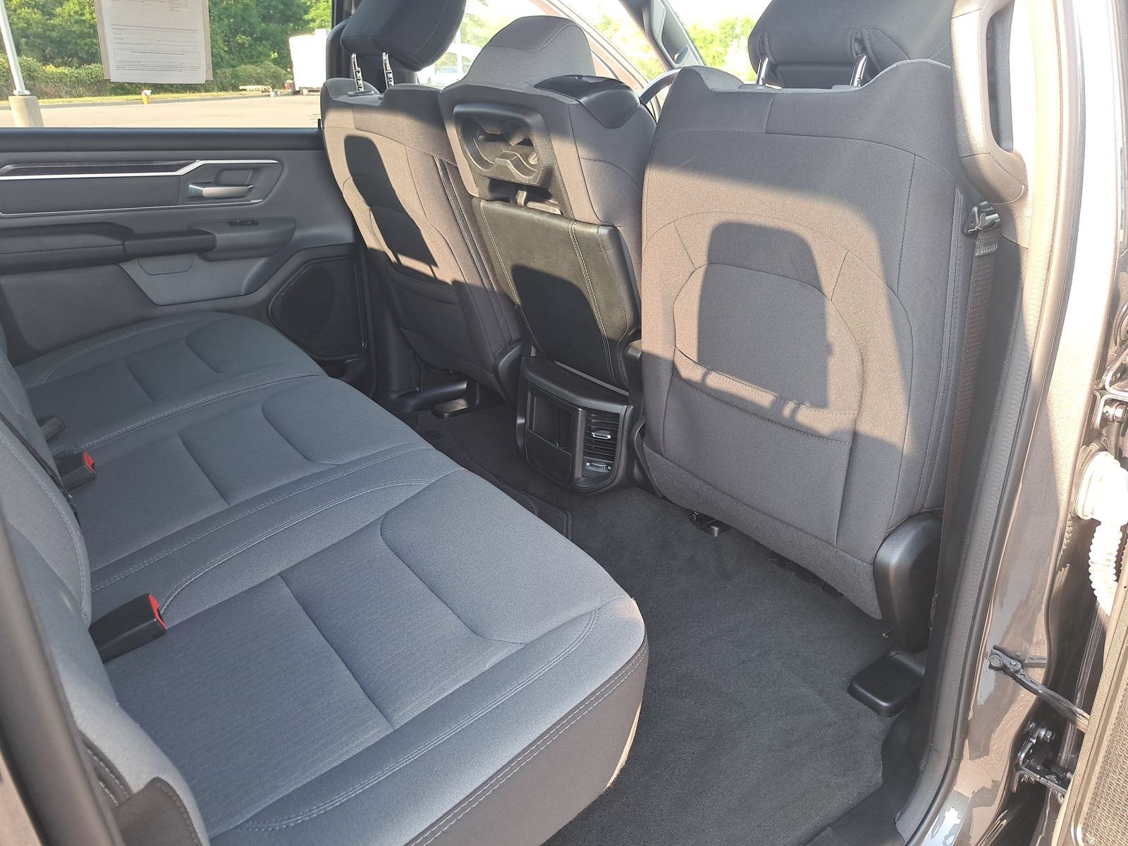 Used 2022 RAM 1500 Big Horn AWD/4WD image 11