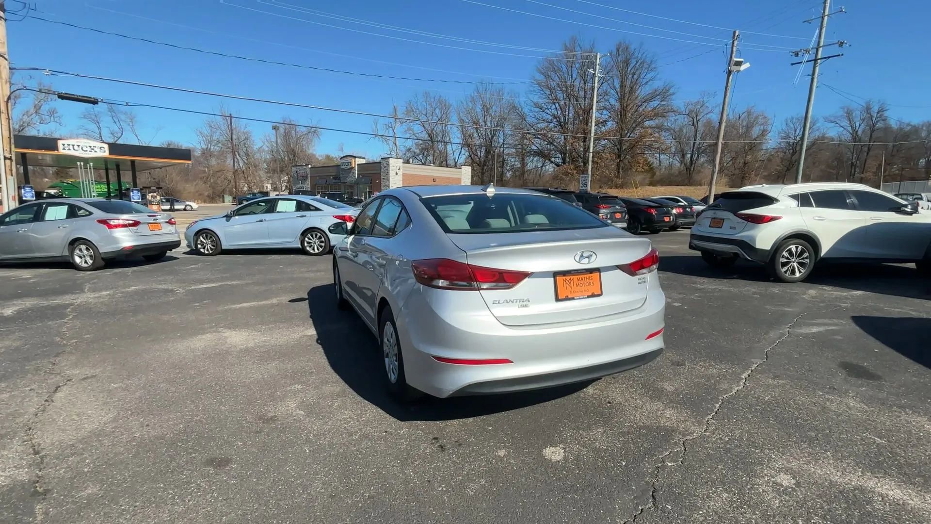 Used 2017 Hyundai Elantra SE image 7