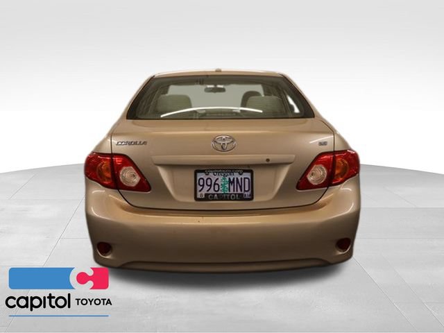 Used 2010 Toyota Corolla LE FWD image 1